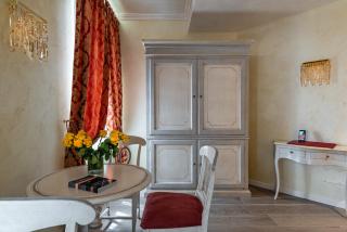 Relais Empire - 1