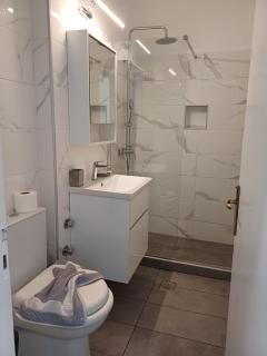 LITO STUDIOS APARTMENTS - 2