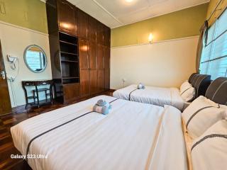 Lasam Heritage Villa 22pax with Karaoke & Snooker - 1