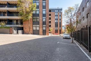 The Lineal City Apartment in heart of Sandton with Backup Water and Power - Johannesburg - 5
