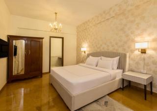 Royal bookings - 7