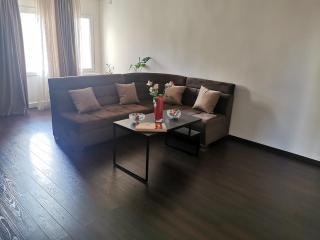 Happy apartment - 1