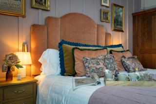 The Ragged Robin - A Heartwood Inn - Godalming - 0