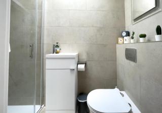 Green Mews 1 with Free Parking By My Getaways - Brighton & Hove - 4