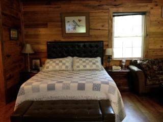 Cozy Two Person Cabin Rental near London, Kentucky, with direct access to Daniel Boone National Forest - London - 7
