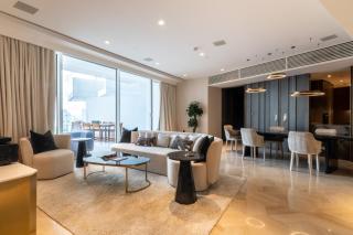 South Residence FIVE Palm - Luxurious Three Bedroom - 9