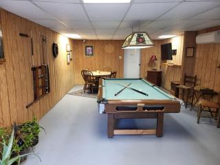 Simple Suite Rental for Relaxing Vacation in the Ozarks near Branson, Missouri - Omaha - 4