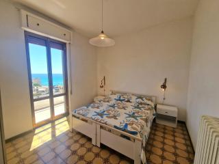 Appartamenti Mare e Cielo Fronte Mare - 3