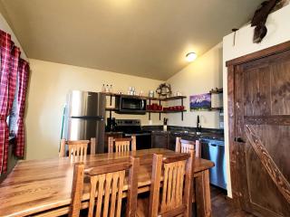 Impressive Old West Cabin with Fireplace in Island Park, Idaho - Rea - 9