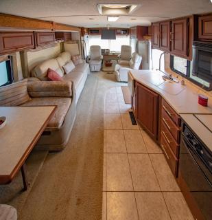 ATHENS MOTORHOME park RV WINNEBAGO - Pallini - 5