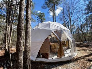 Gorgeous Glamping Dome Rental for an Off-Grid Weekend Getaway near Lake Oconee, Georgia - Turnwold - 9