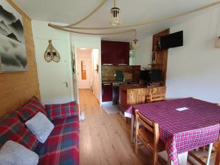 Appartement rénové avec Wifi, plein sud, sur les pistes, parking privé – 4 à 5 pers. - FR-1-445-157 - Monginevro - 7