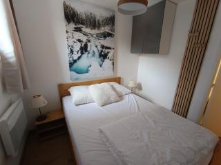 Appartement rénové avec Wifi, plein sud, sur les pistes, parking privé – 4 à 5 pers. - FR-1-445-157 - Monginevro - 3