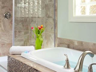 Elegant Cottage Rental on Maryland's Eastern Shore - Rock Hall - 4