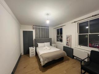 Bethnal Green Nest - 8