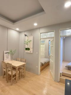 Sunset Room - Amoureux Homestay - Hanoi - 2