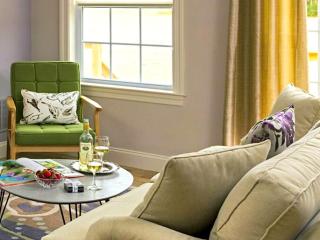 Upscale Cottage Rental for a Weekend Getaway in Maryland's Upper Chesapeake Bay - Rock Hall - 8