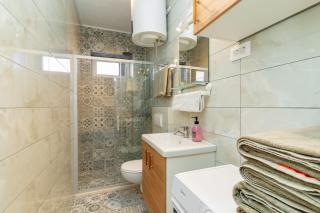 Aurelius -Superior sea, bay & mountain view apt - 3