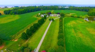 Upscale Cottage Rental for a Weekend Getaway in Maryland's Upper Chesapeake Bay - Rock Hall - 2