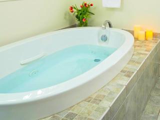 Romantic Cottage Getaway for Two in the Chesapeake Bay in Maryland - Rock Hall - 4