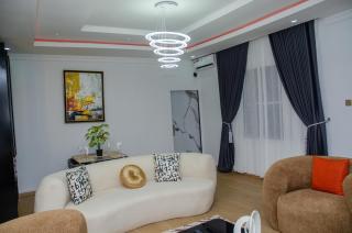 Val Apartment - Rubuchi - 2