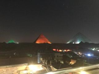 Musiem& great pyramids View - Caïro - 8