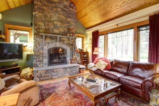 Spacious Bed and Breakfast for a Romantic Getaway in Nine Mile Falls, Washington - Nine Mile Falls - 0