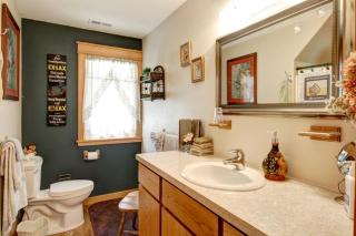 Spacious Bed and Breakfast for a Romantic Getaway in Nine Mile Falls, Washington - Nine Mile Falls - 1