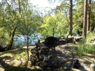 Cozy Bed and Breakfast Accommodation for a Romantic Getaway near Riverside State Park, Washington - Nine Mile Falls - 1
