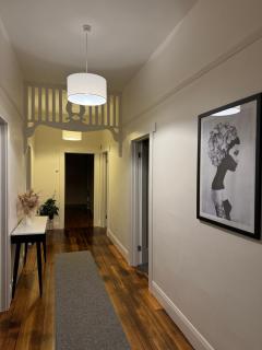 11Eardley - 2bedroom house - Free parking - 3 minutes from CBD - 0