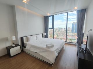 3 Bedroom Apartment in Metropolis - Hanoi - 8