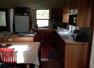 Inviting Cottage Rental with Private Deck near Bellingham, Washington - Lummi Island - 6