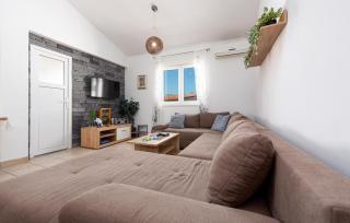 1 Bedroom Gorgeous Apartment In Pag - Pag - 2