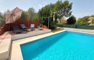 Awesome Home In Bétera - 9