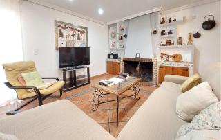 Awesome Home In Bétera - 8