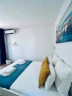 Studio apartments RAFAEL - 4 minutes to the beach - 6
