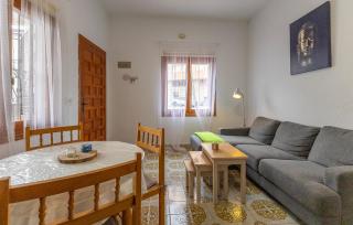 Awesome Home In Torrevieja With Wifi - 8