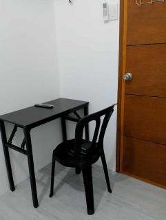 Tony's City Centered Budget Room 2 - Del Pilar - 1