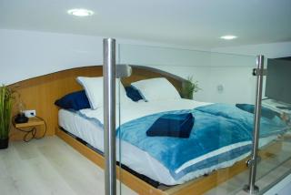 Stylish quiet central home w cheap parking closeby - 6
