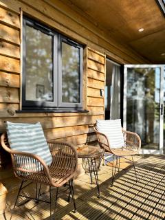 Lakeside Lodge- 'Swallow' - Bishampton - 9