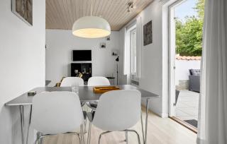 1 Bedroom Pet Friendly Home In Allinge - Allinge - 4
