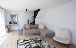 3 Bed - Parking with Garden 10mins to Airport - Houston - 9