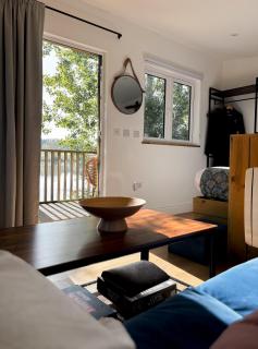 Lakeside Lodge- 'Swallow' - 6