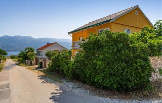 Cozy Apartment In Razanac With Wifi - Ražanac - 0
