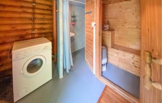 Stunning Home In Västervik With Sauna - 1