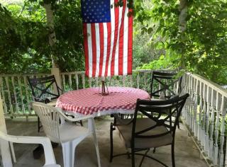 Charming Vacation Room Rental on Idyllic Farm near Bethlehem, Pennsylvania - - 9