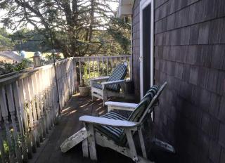Charming Vacation Room Rental on Idyllic Farm near Bethlehem, Pennsylvania - - 7