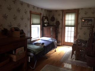Charming Vacation Room Rental on Idyllic Farm near Bethlehem, Pennsylvania - - 3