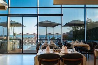 Aks Hotel - Durrës - 8