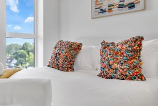 Luxury Top Floor Apartment in Wimbledon - 6